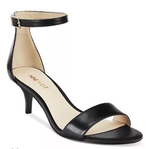 Nine West Black Ankle Strap Heels Size 8